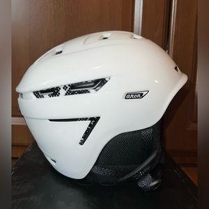 Burton Omega Snow helmet